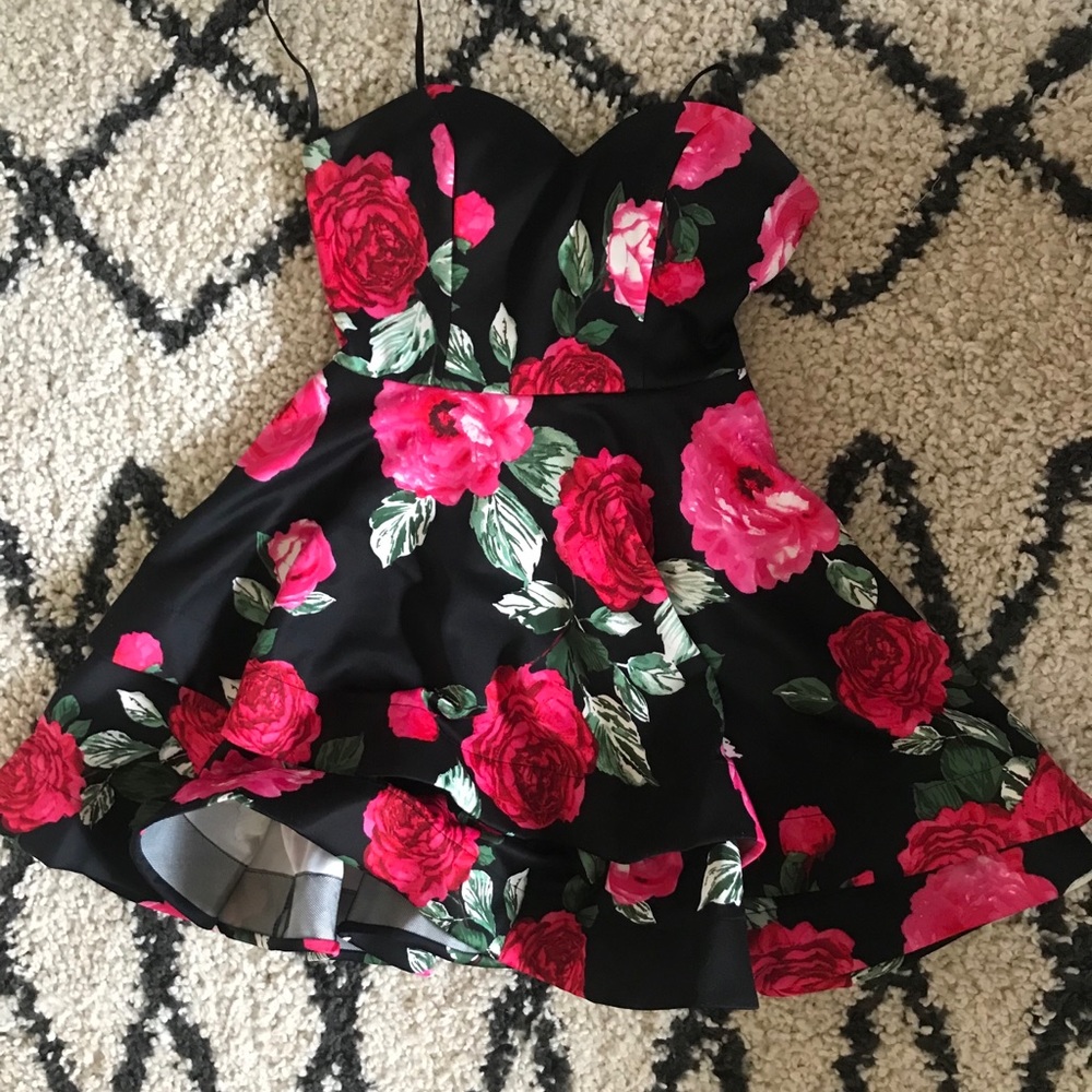 Strapless floral mini